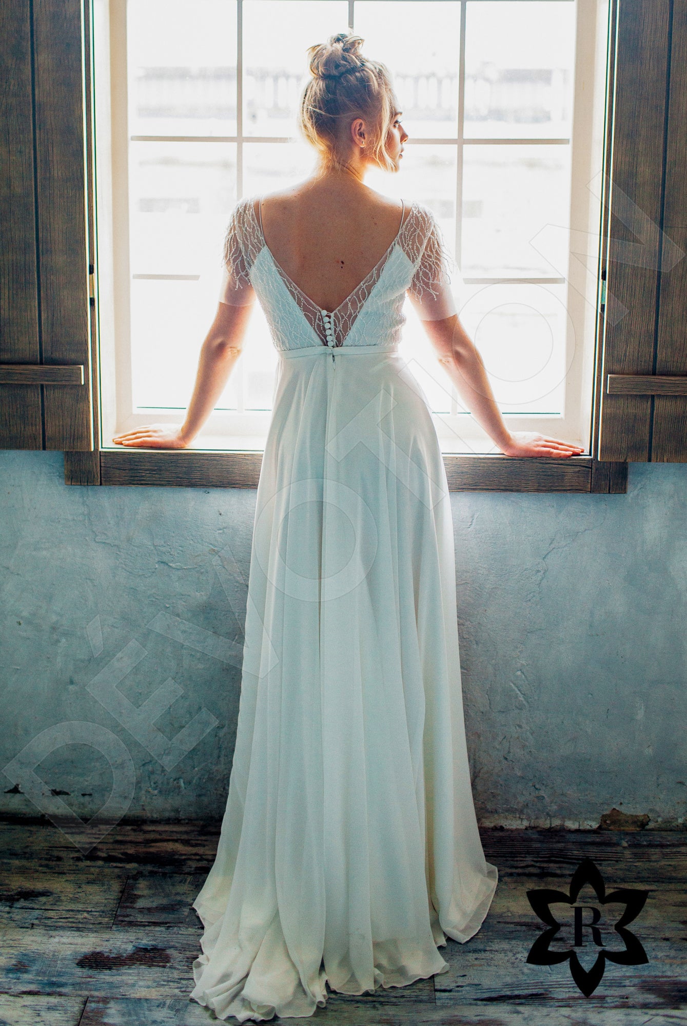 Erelima A-line Boat/Bateau Milk Wedding dress