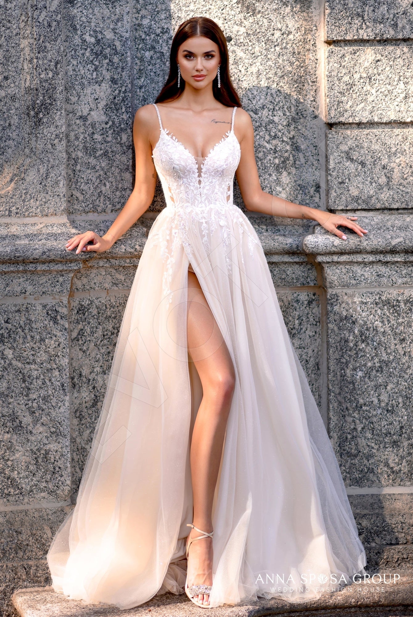 Edit A-line Deep V-neck Milk Powder Wedding dress