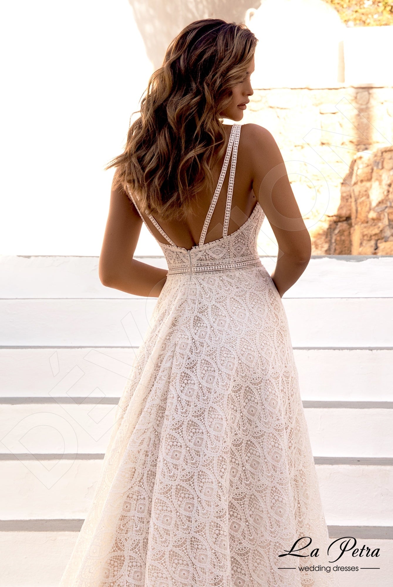 Agneze Open back A-line Straps Wedding Dress 3