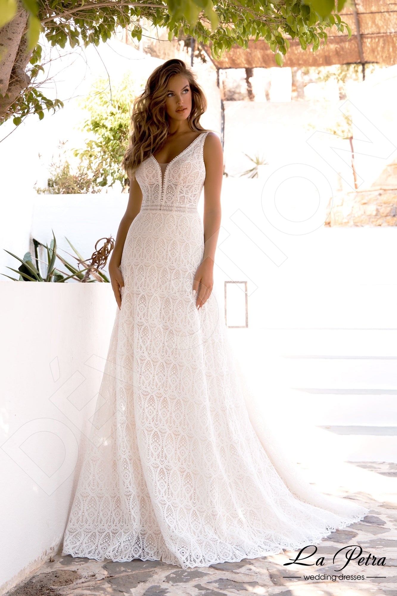 Agneze A-line V-neck Milk Wedding dress