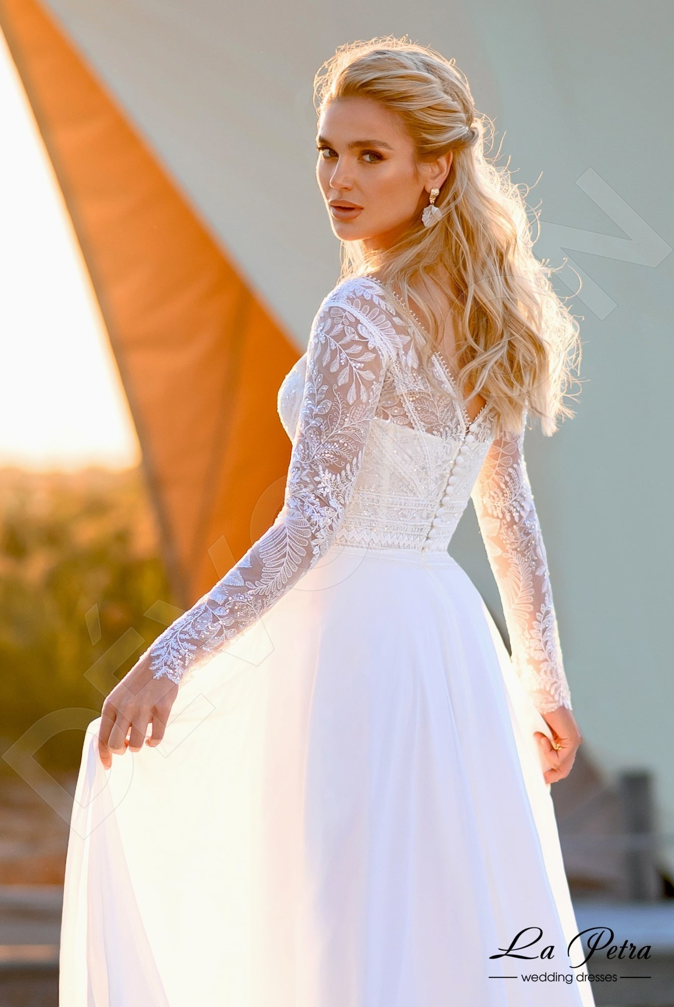 Anelisa A-line V-neck Milk Wedding dress