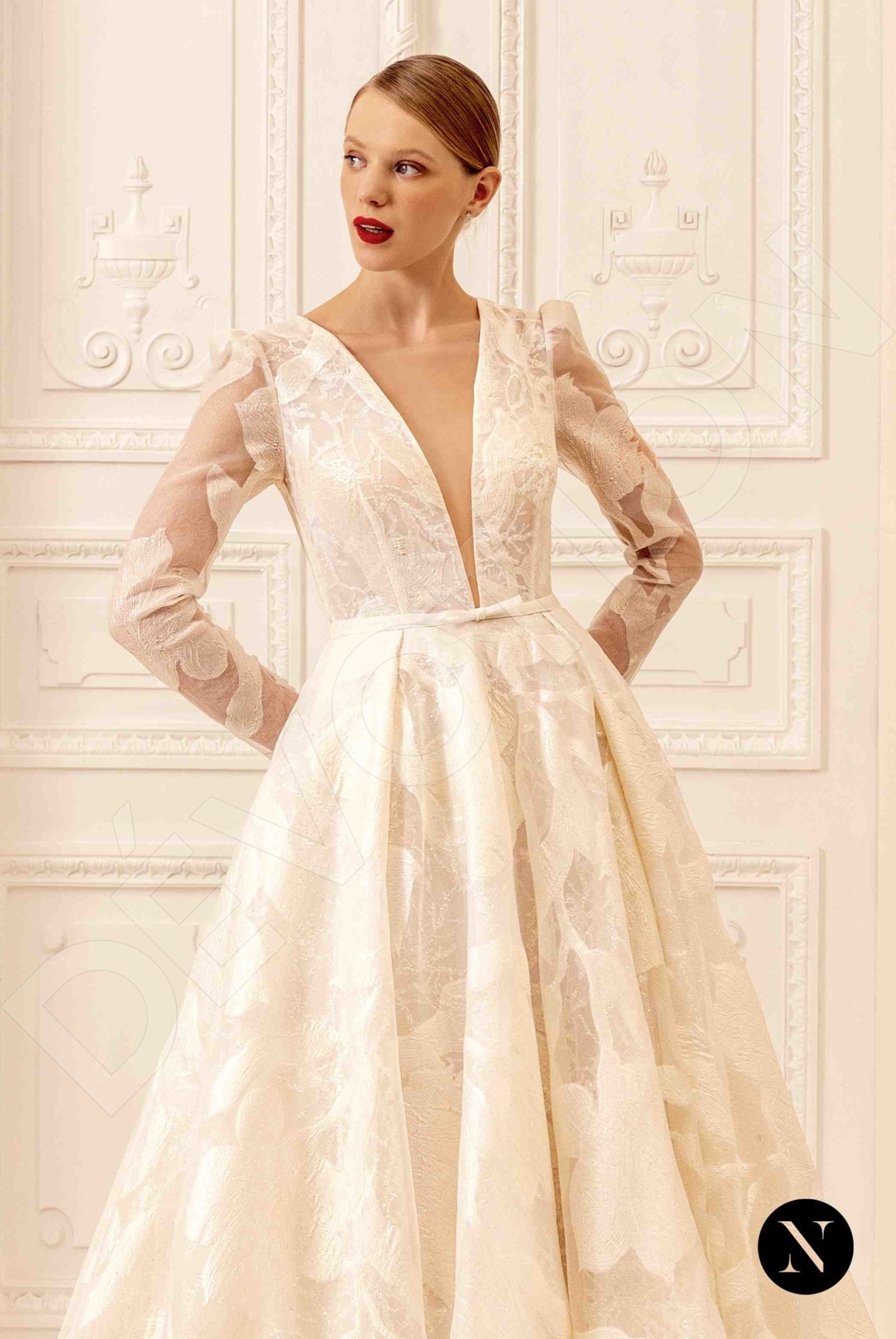 Alison Full back A-line Long sleeve Wedding Dress 3