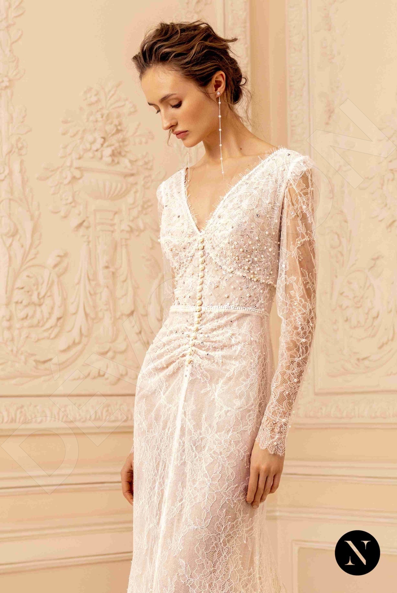 Amber Trumpet/Mermaid V-neck Nude Wedding dress