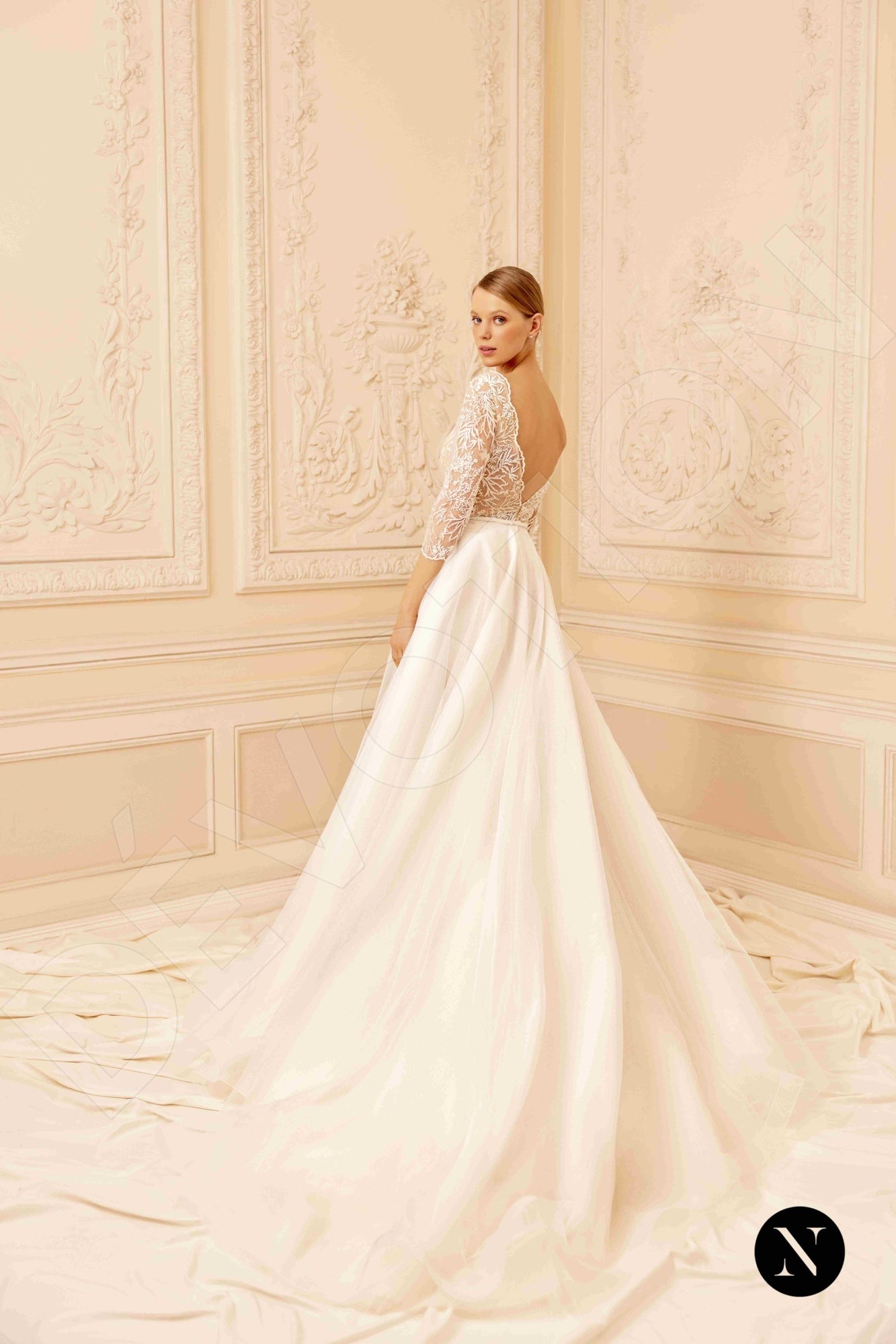 Candy A-line Deep V-neck Nude Wedding dress