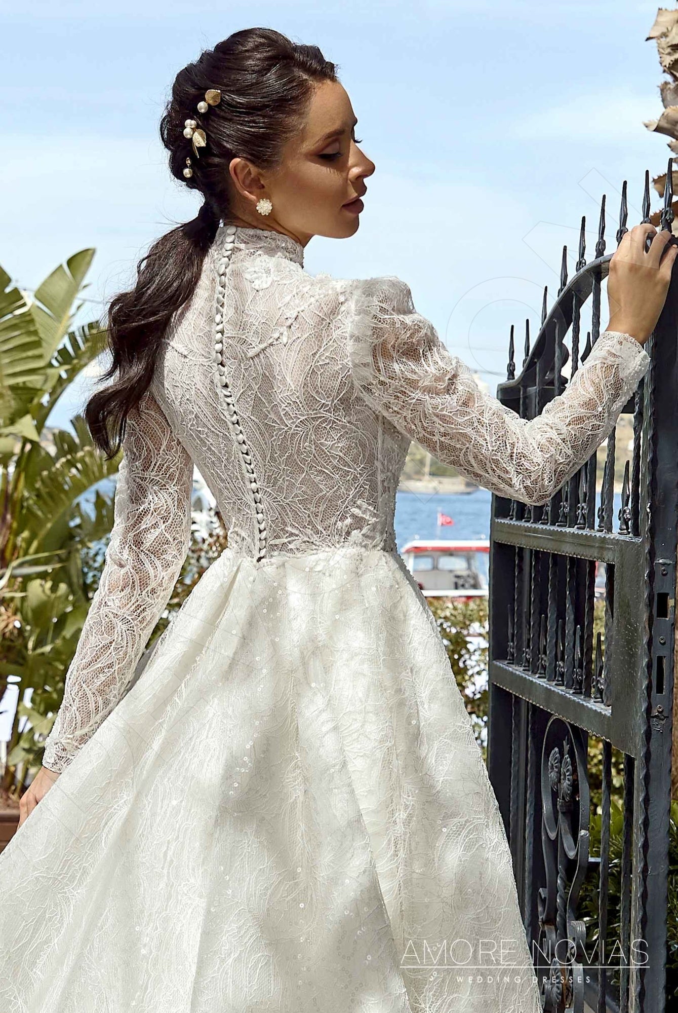 Carlinia A-line High neck Ivory Wedding dress