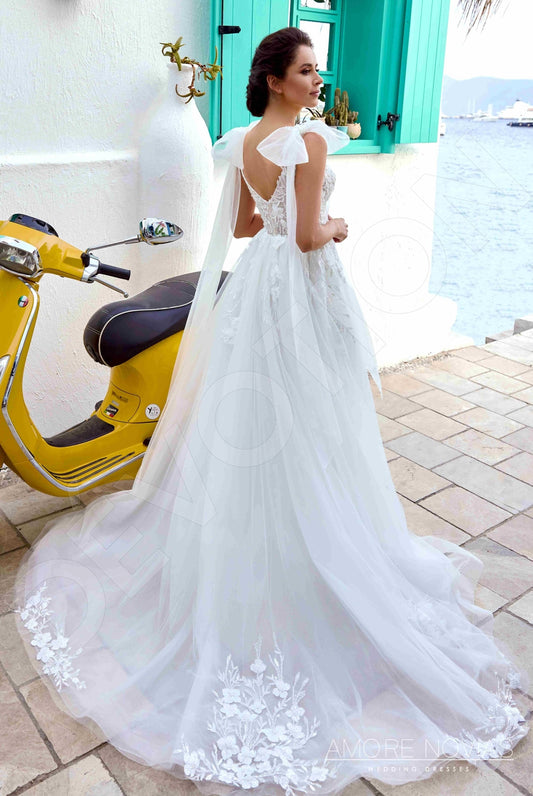 Ronda A-line Deep V-neck Ivory Wedding dress