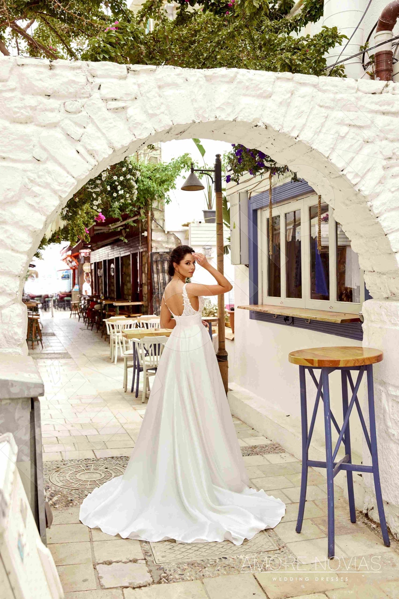 Shannon A-line Deep V-neck Ivory Wedding dress