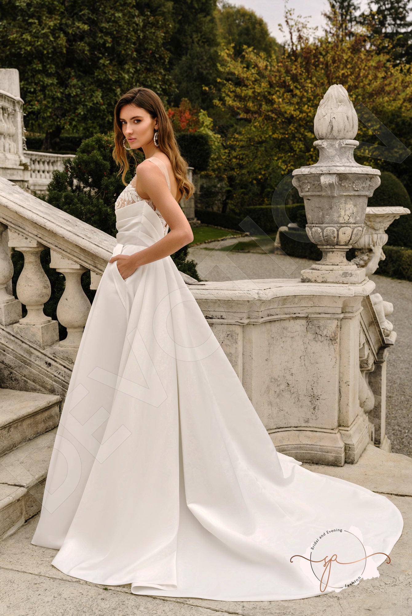 Ayne A-line Jewel Milk Wedding dress