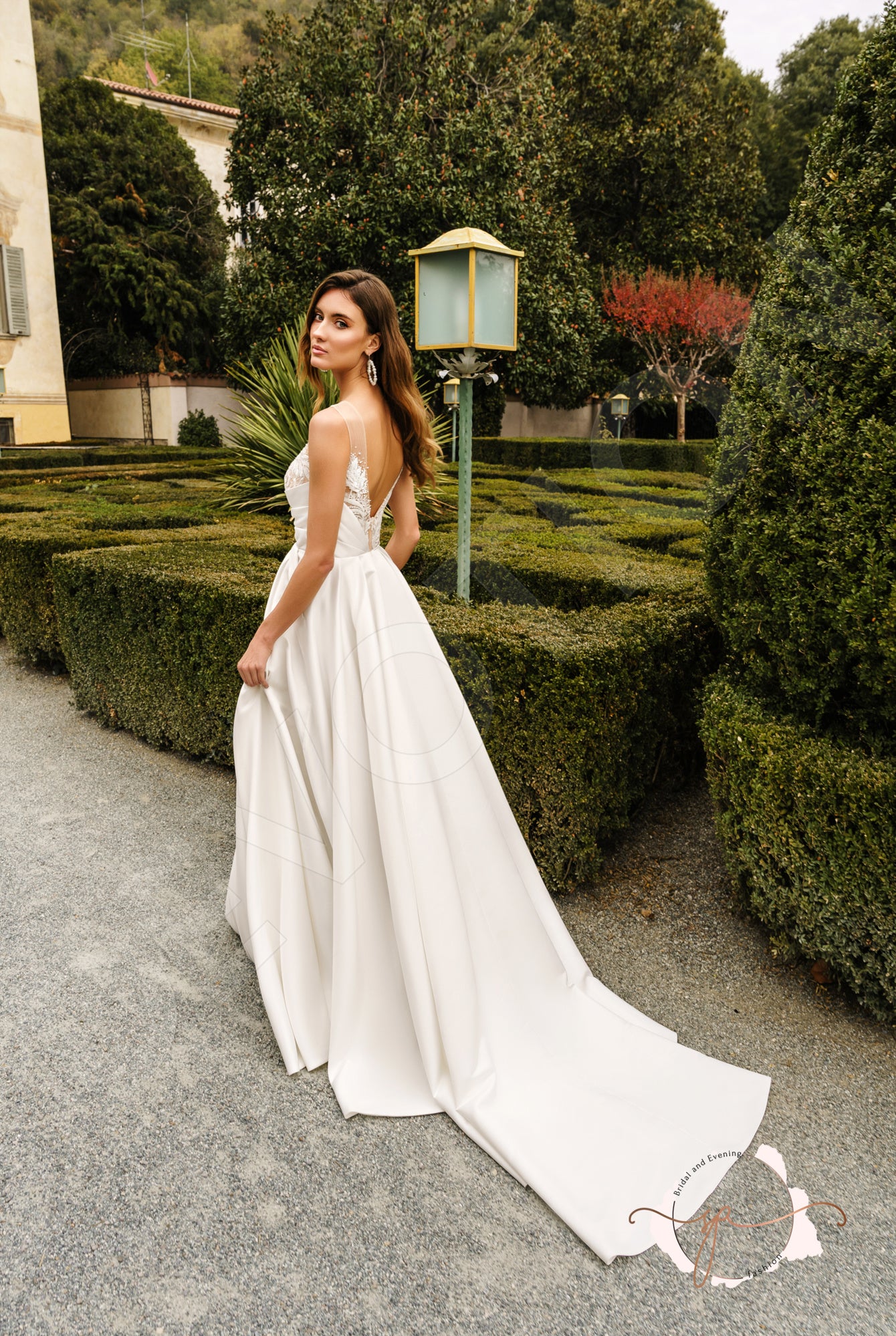 Ayne A-line Jewel Milk Wedding dress