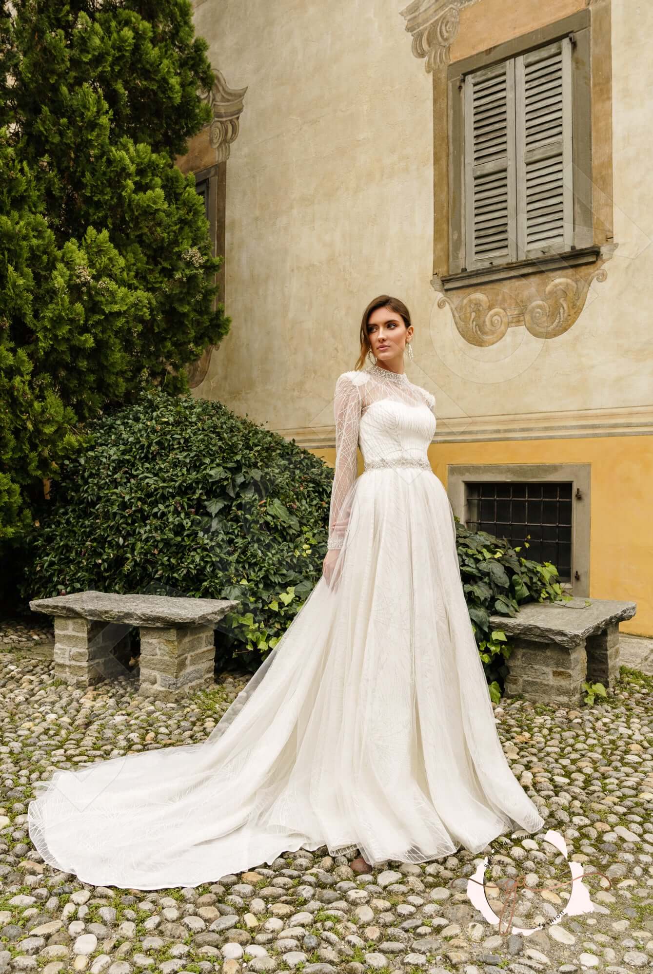 Assampta A-line High neck Milk Wedding dress