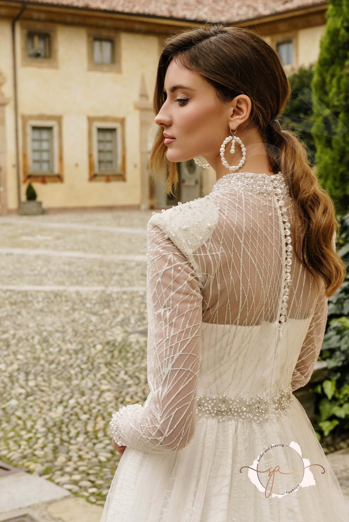 Assampta A-line High neck Milk Wedding dress