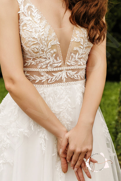 Bray A-line Deep V-neck Milk Wedding dress