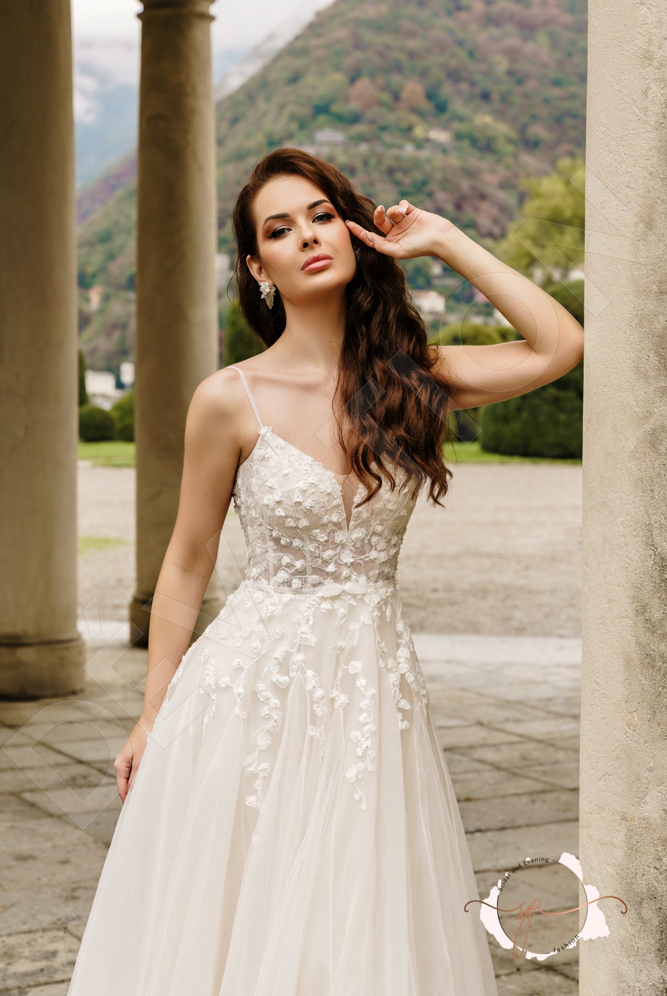 Brida A-line V-neck Milk Wedding dress