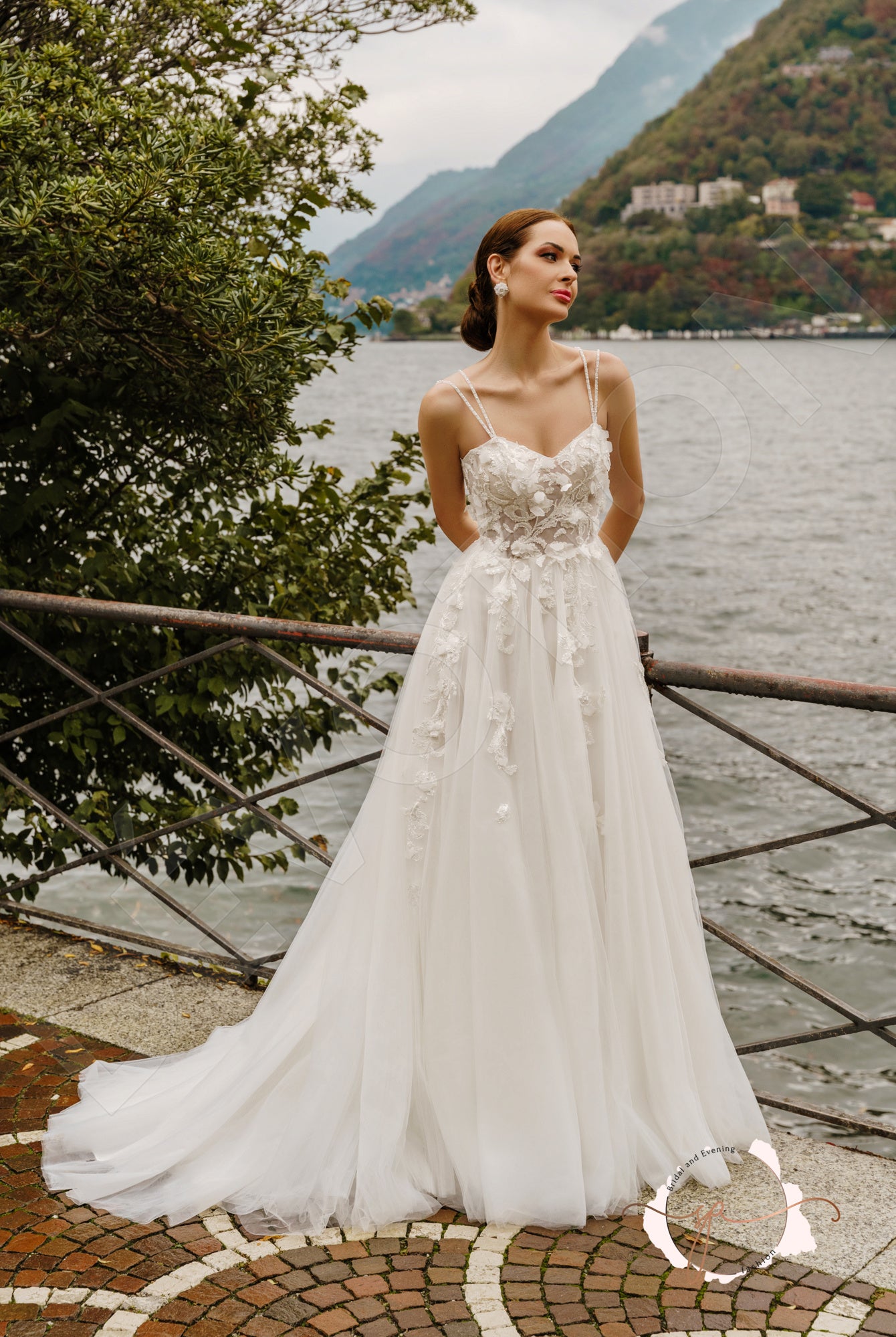 Gobinet A-line Sweetheart Milk Wedding dress