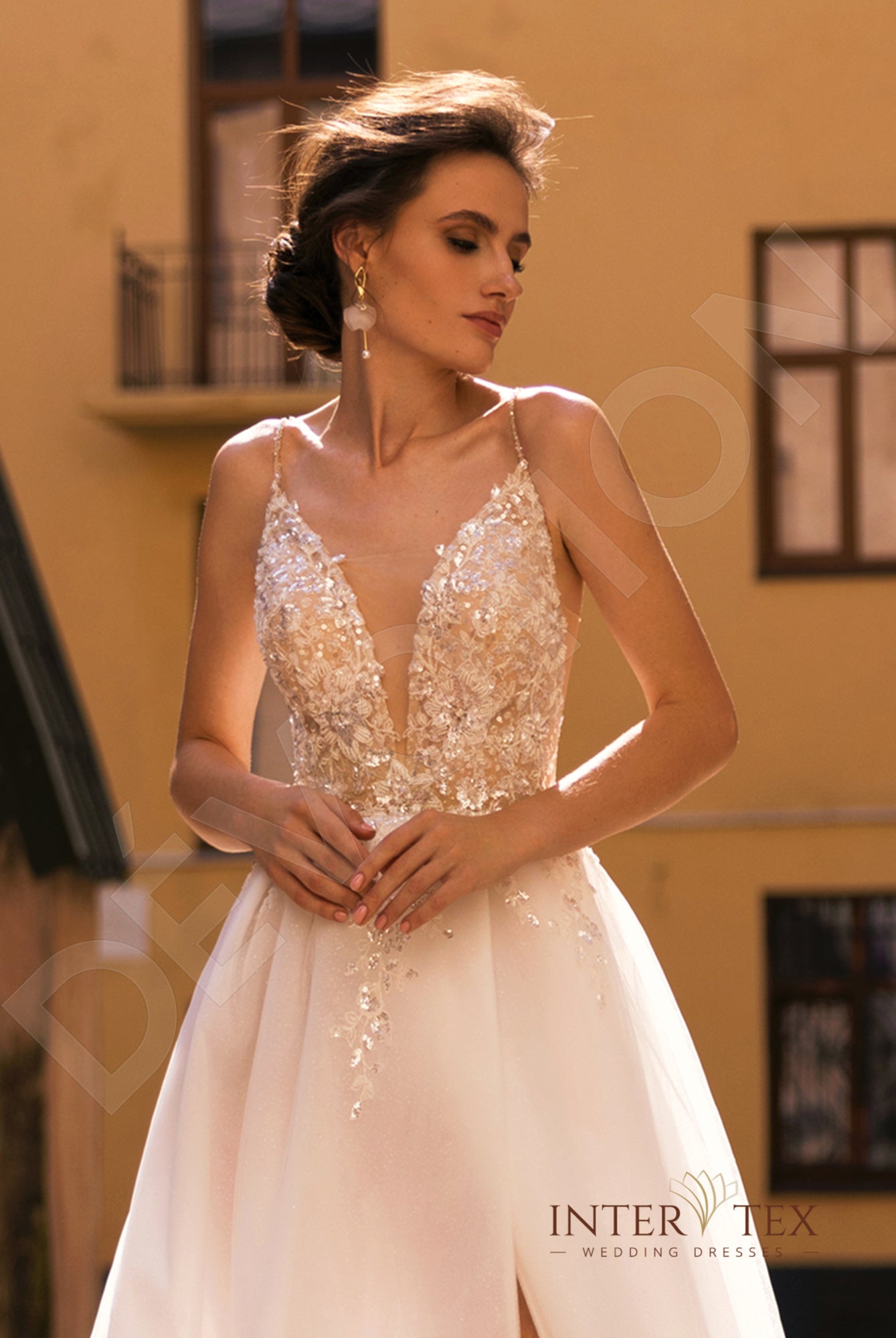 Berbr A-line Deep V-neck Milk Nude Wedding dress