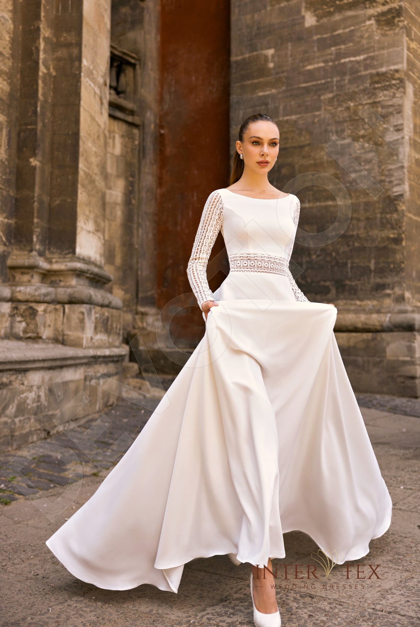 Idan A-line Boat/Bateau Milk Wedding dress