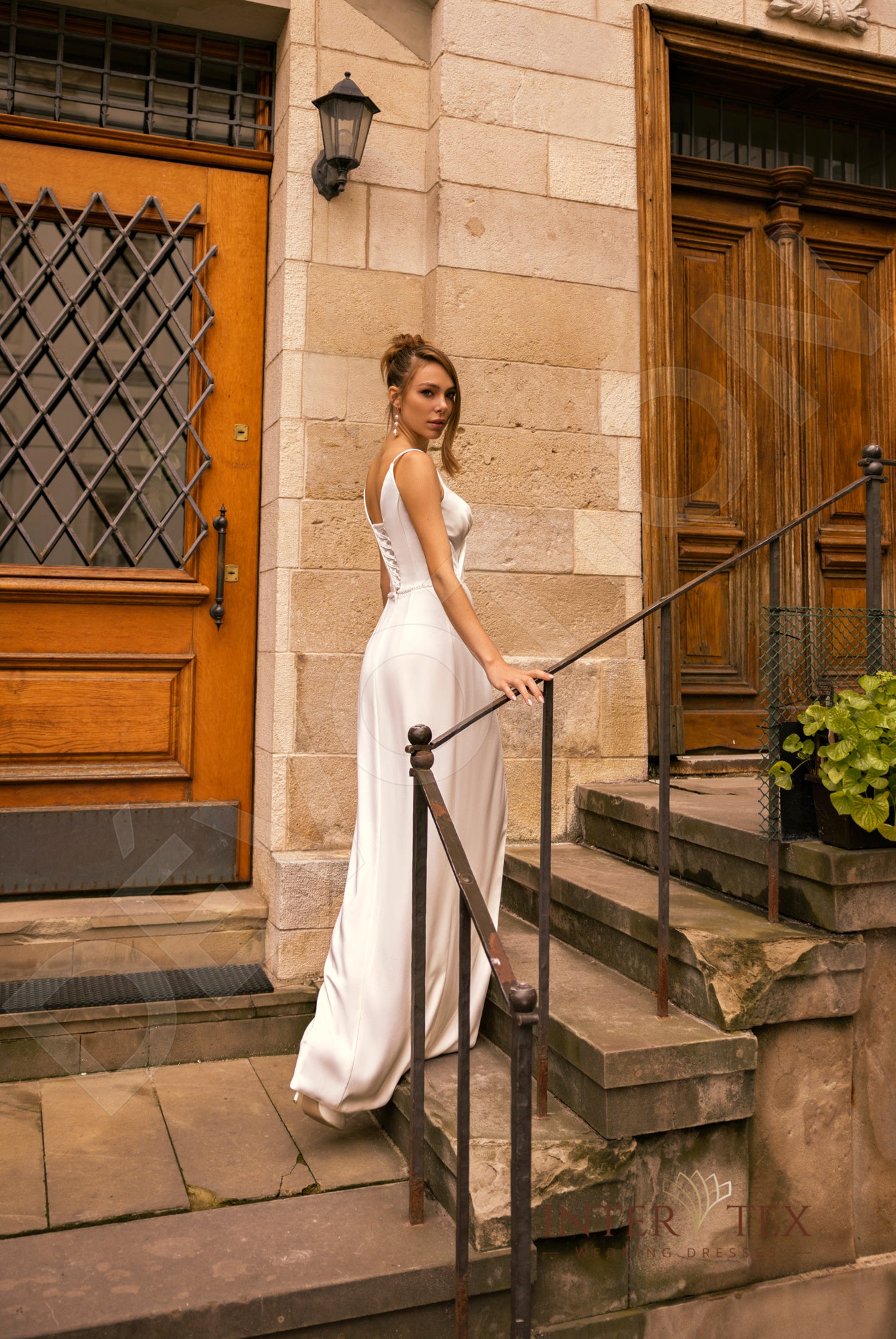 Izibil A-line V-neck Milk Wedding dress