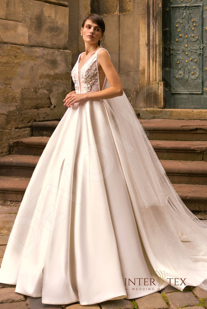 Ide A-line Deep V-neck Milk Wedding dress