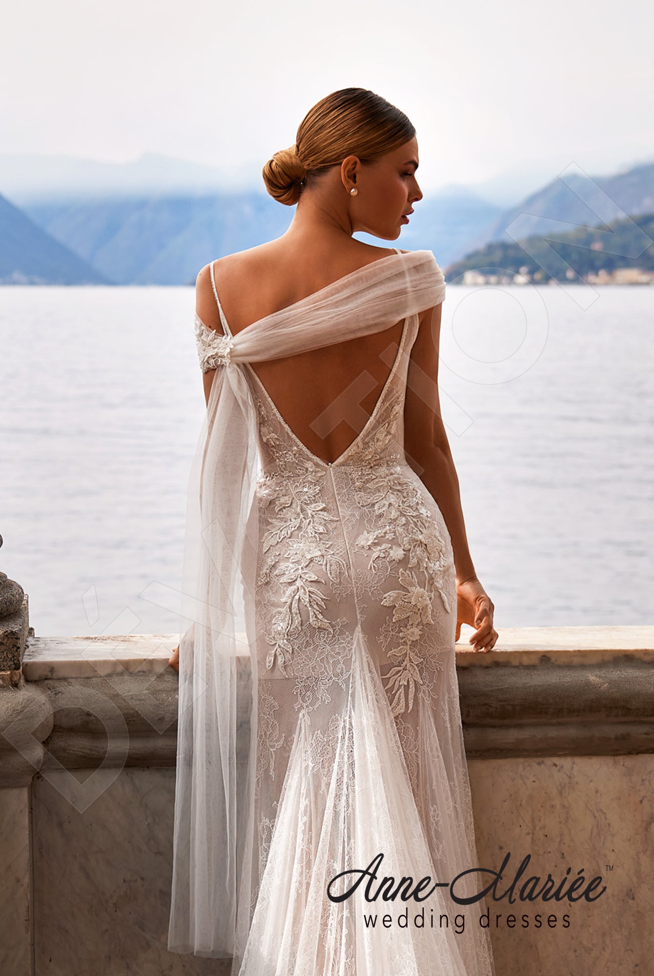 Agata Trumpet/Mermaid Deep V-neck Milk Wedding dress 3