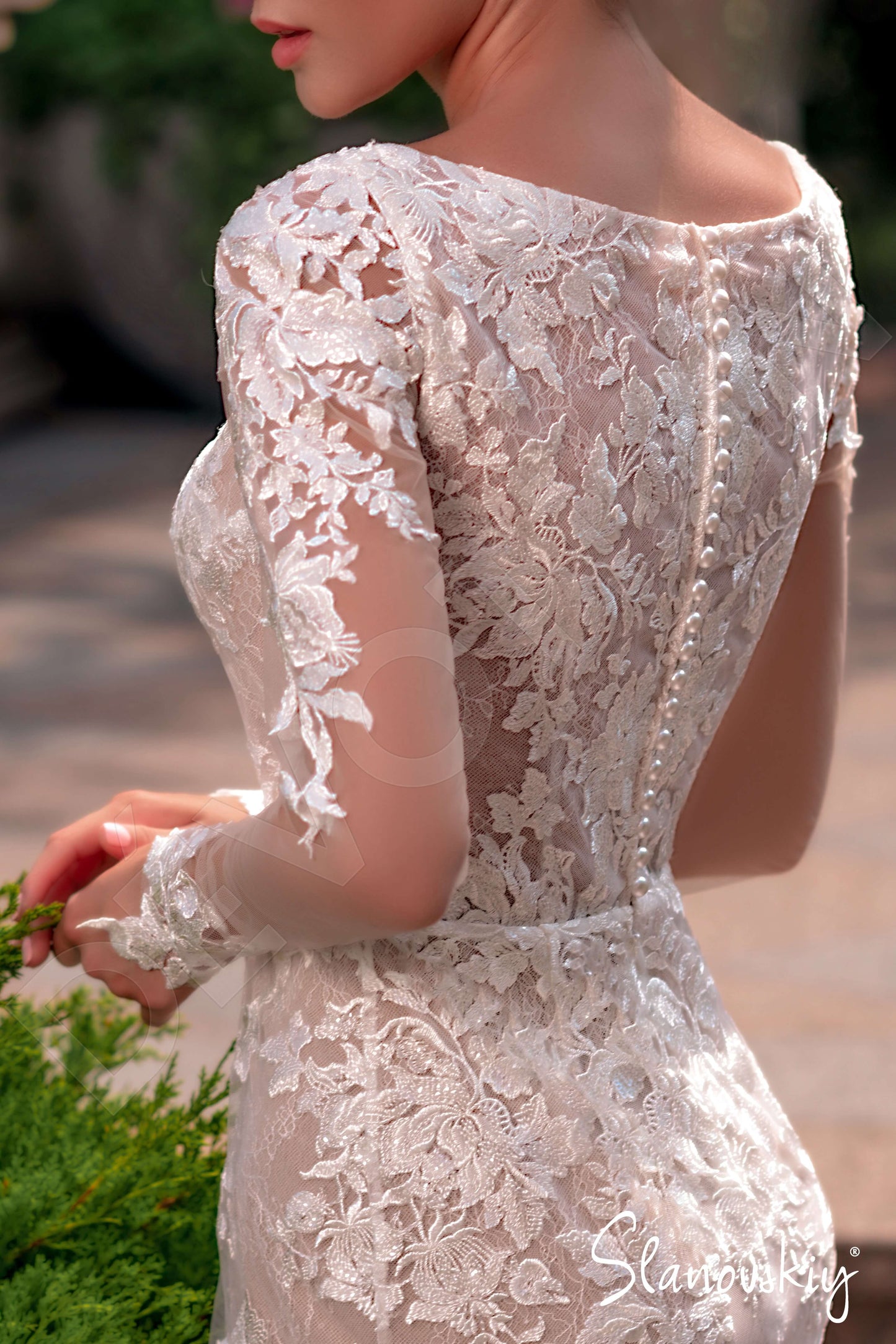 Aida Full back Trumpet/Mermaid Long sleeve Wedding Dress 5
