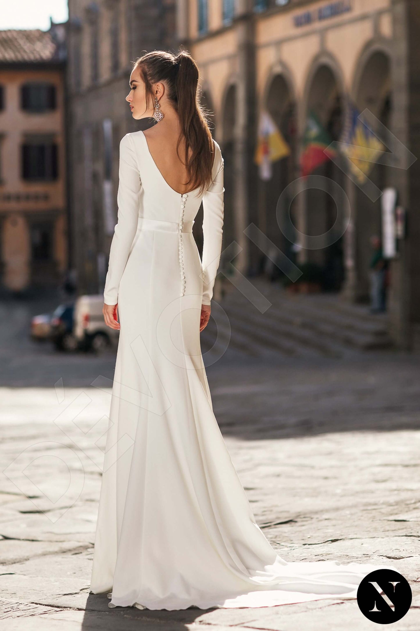 Marigold Open back Trumpet/Mermaid Long sleeve Wedding Dress Back