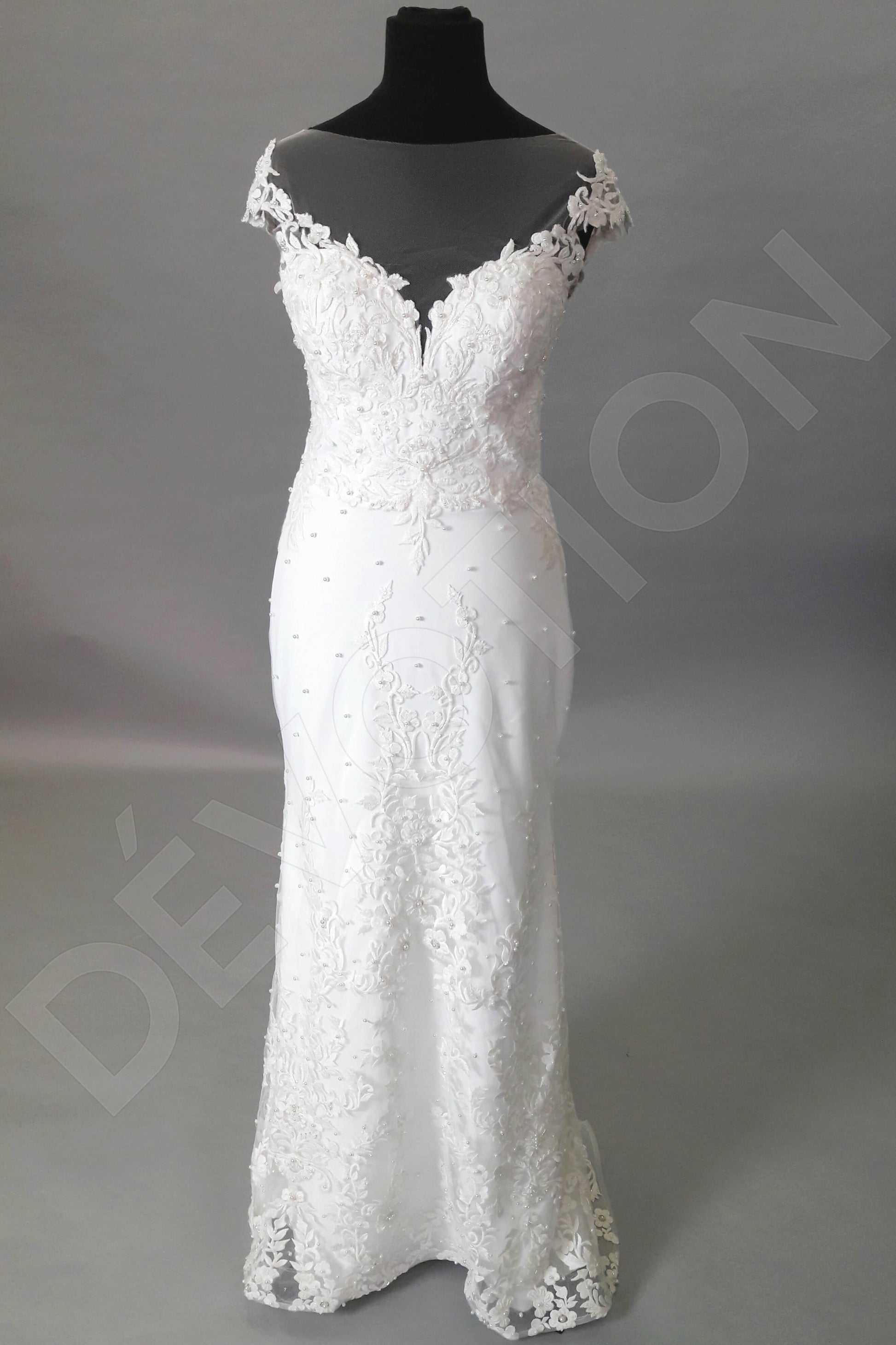 Reva Trumpet/Mermaid Illusion Champagne Wedding dress
