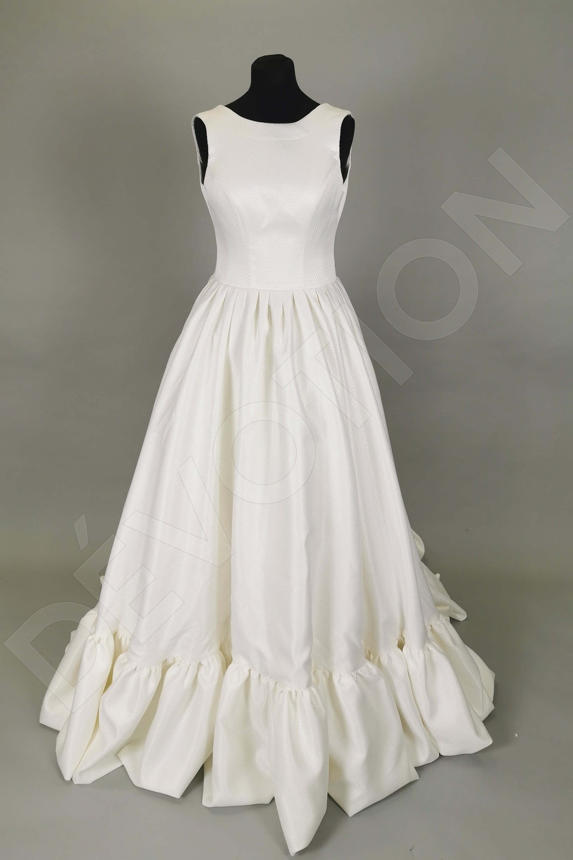 Solidago A-line Jewel Milk Wedding dress
