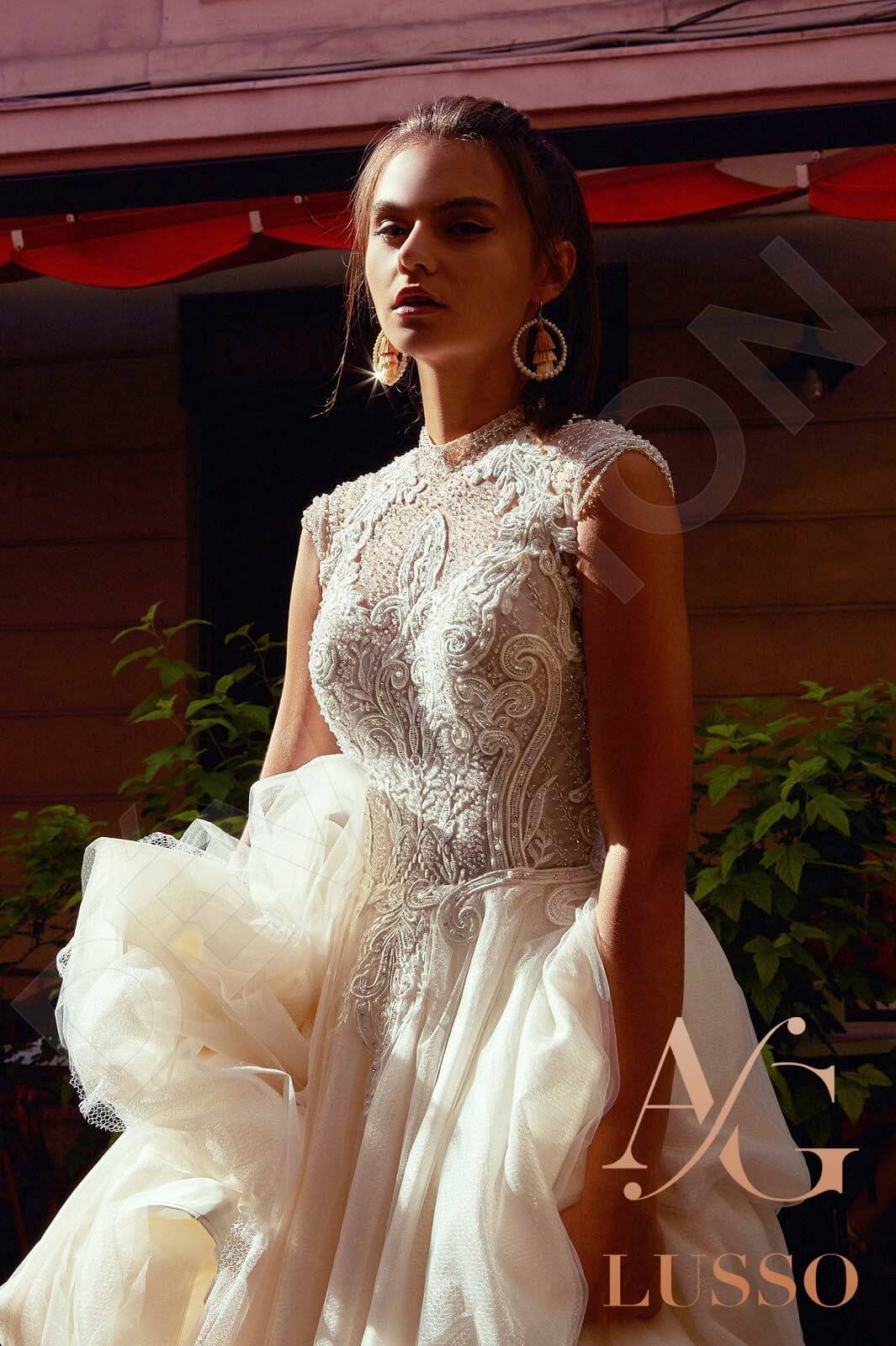 Florentina A-line High neck Cream Wedding dress