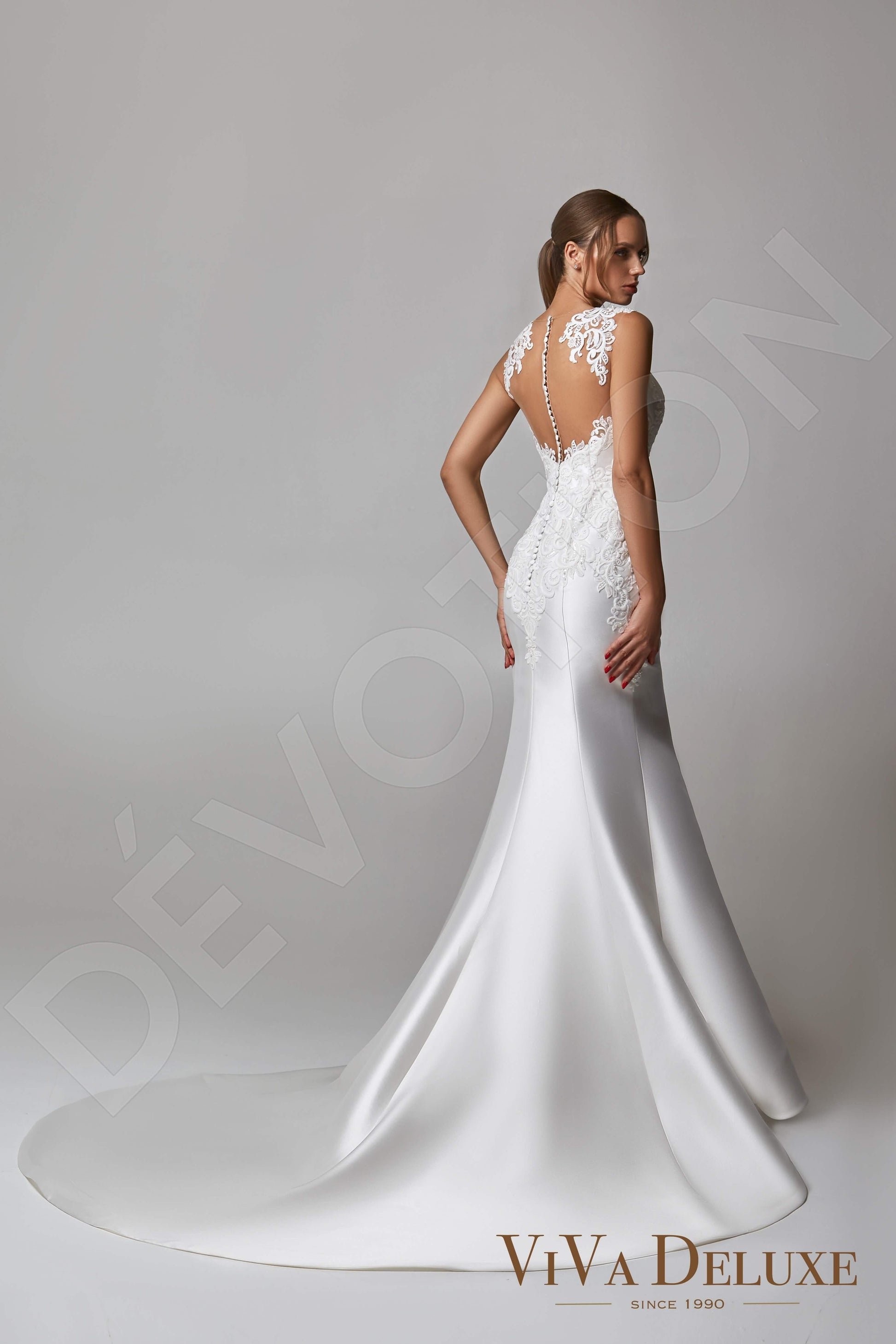 Angel Trumpet/Mermaid Illusion Ivory Wedding dress