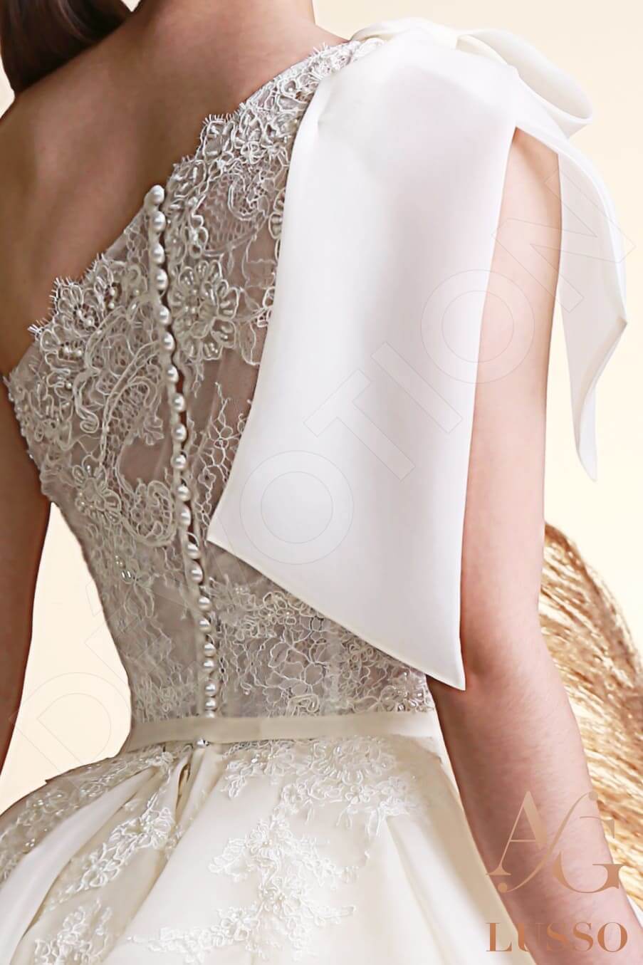 Safia Princess/Ball Gown Asymmetric/One shoulder Ivory Wedding dress