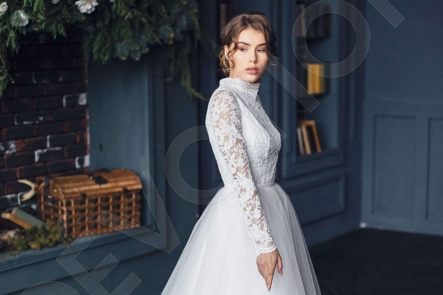 Callie Full back A-line Long sleeve Wedding Dress 7