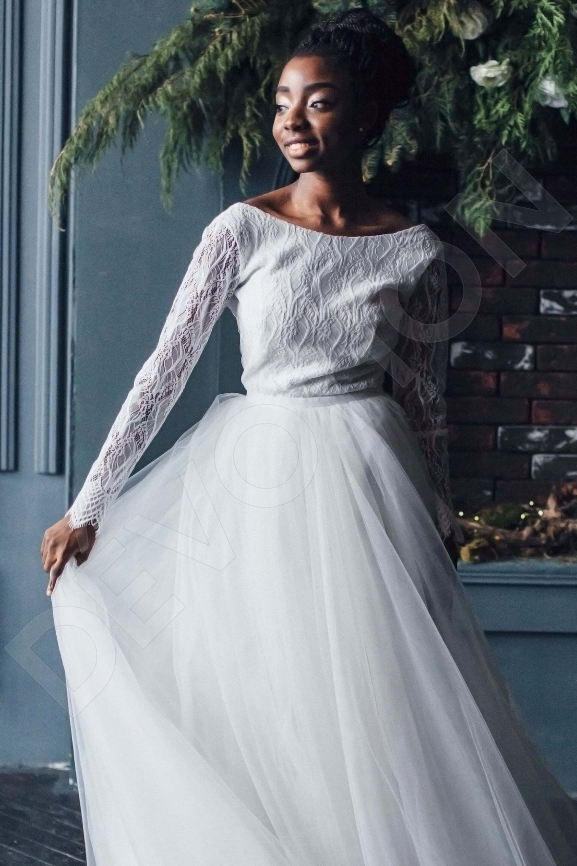 Jacklyn A-line Boat/Bateau Milk Wedding dress