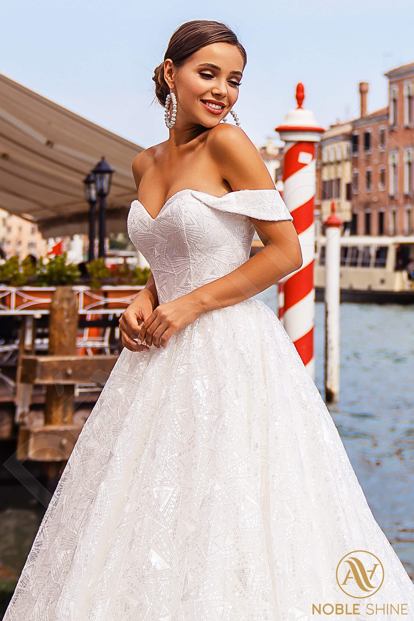 Esmeralda Open back A-line Straps Wedding Dress 6