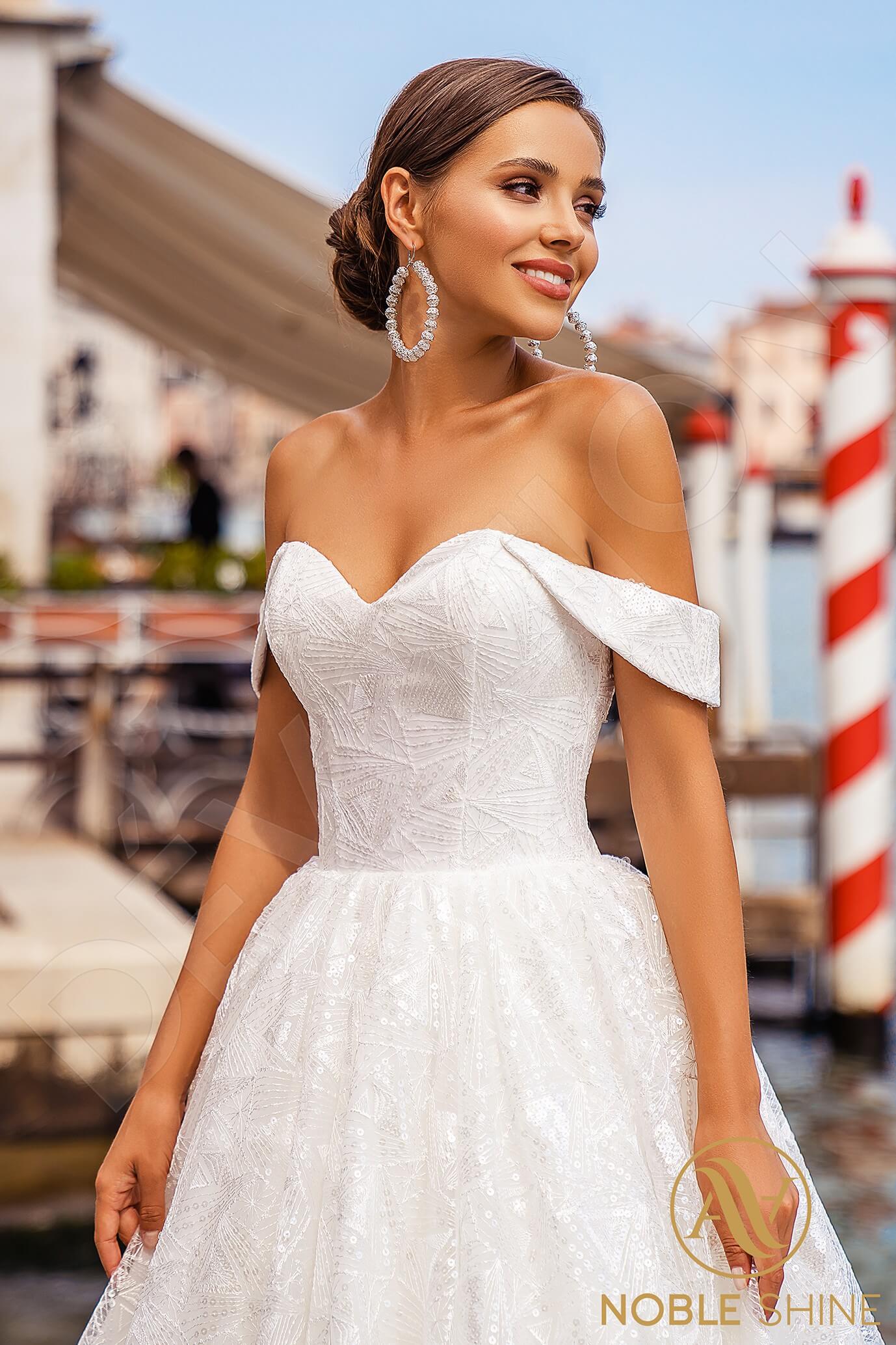 Esmeralda Open back A-line Straps Wedding Dress 2