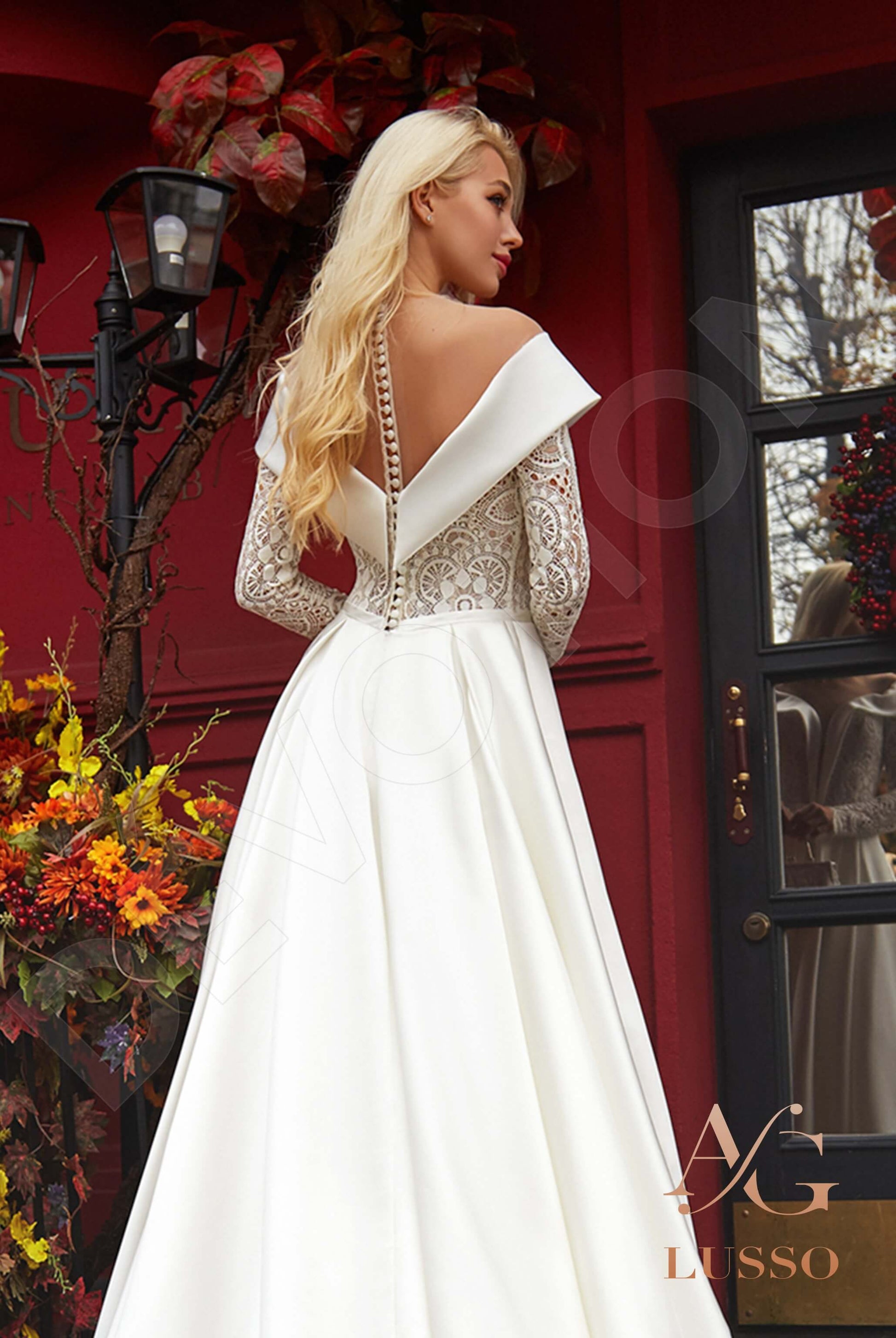 Dacina A-line Illusion Lightivory Wedding dress