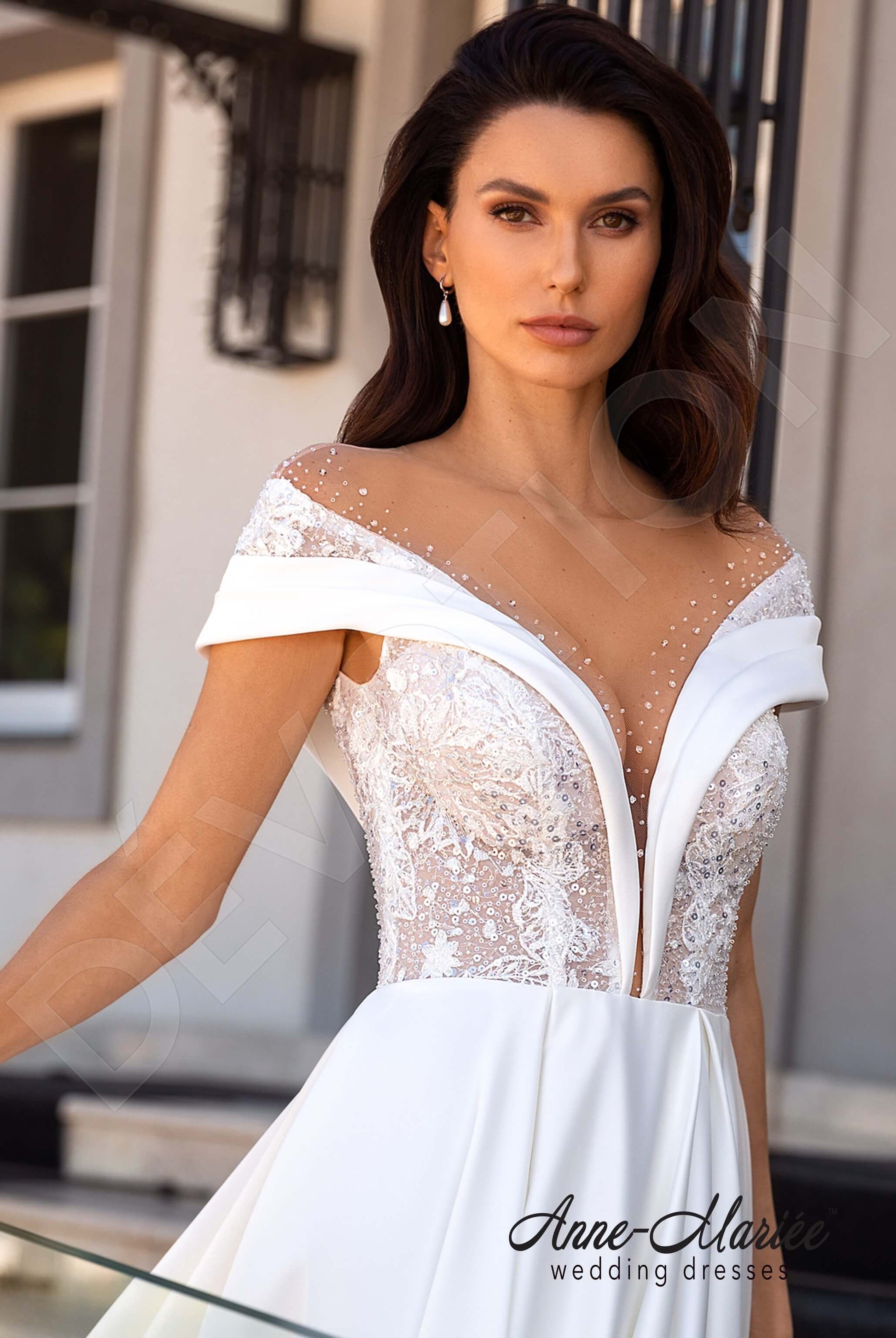 Ewet A-line Illusion Milk Wedding dress