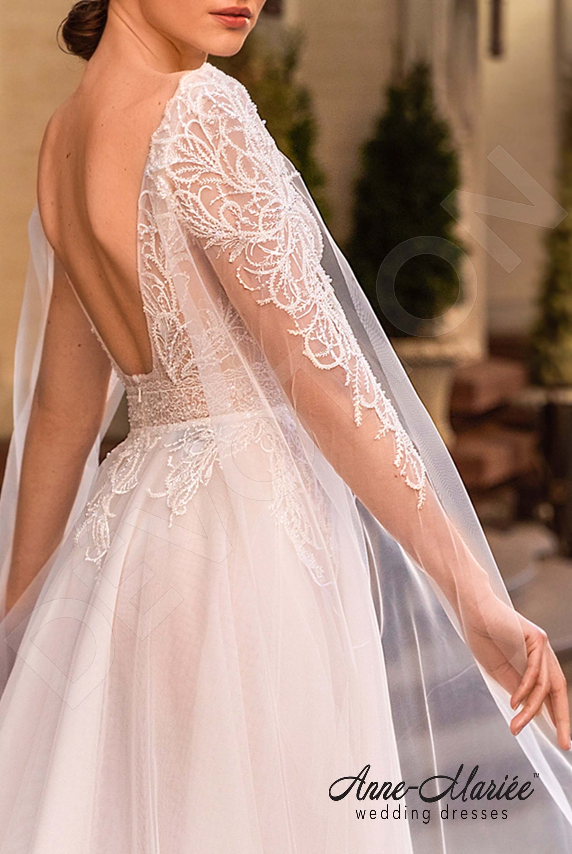 Noelly A-line Deep V-neck Milk Wedding dress
