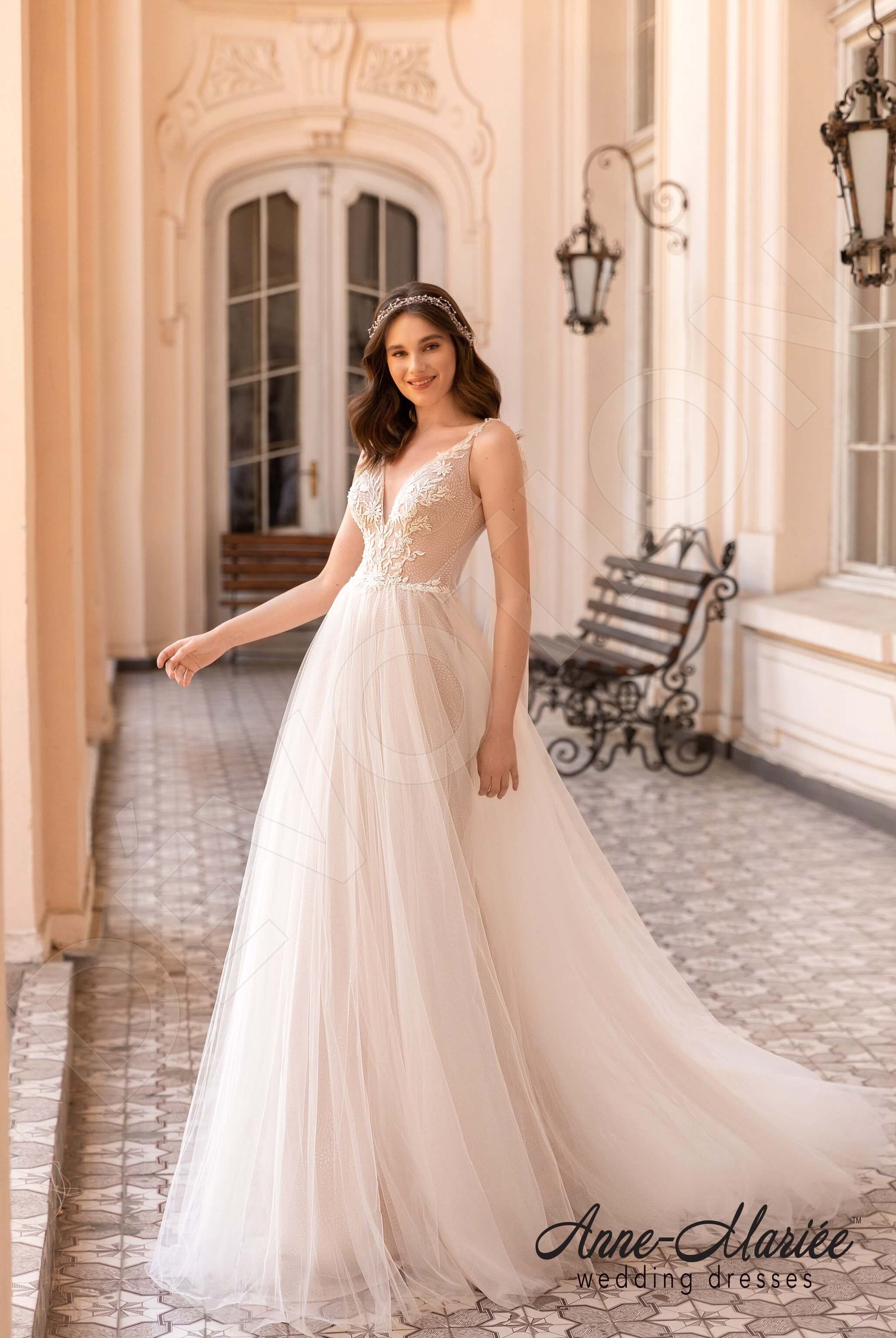 Toinet A-line Deep V-neck Milk Nude Wedding dress